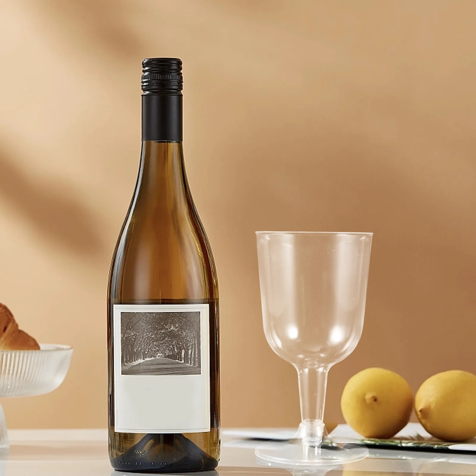 

20Pcs Plastic Cocktail Wine Glasses High Foot Cups Reusable Party Beverage Holder Clear Wine Cup for Drinks Juice Dessert Cups