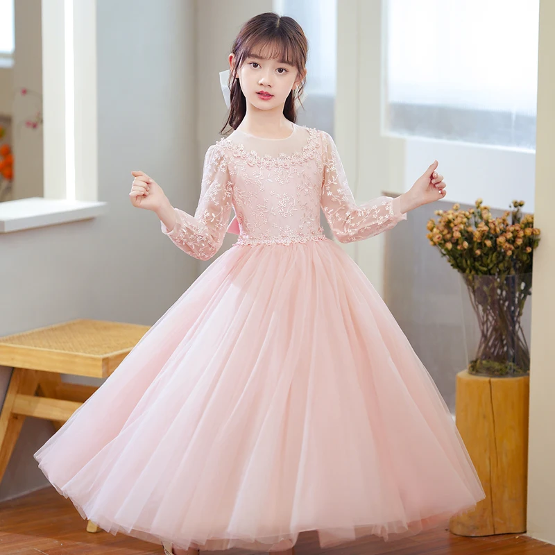 

Girl dress long sleeve lace gauze shaggy long dress fantasy princess skirt sweet wind white gown