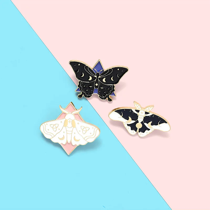 Moth Insect Animal Enamel Needle Butterfly Star Moon Milky Way Brooch Lapel Backpack Pin Badge Jewelry Gift for Friend Wholesale