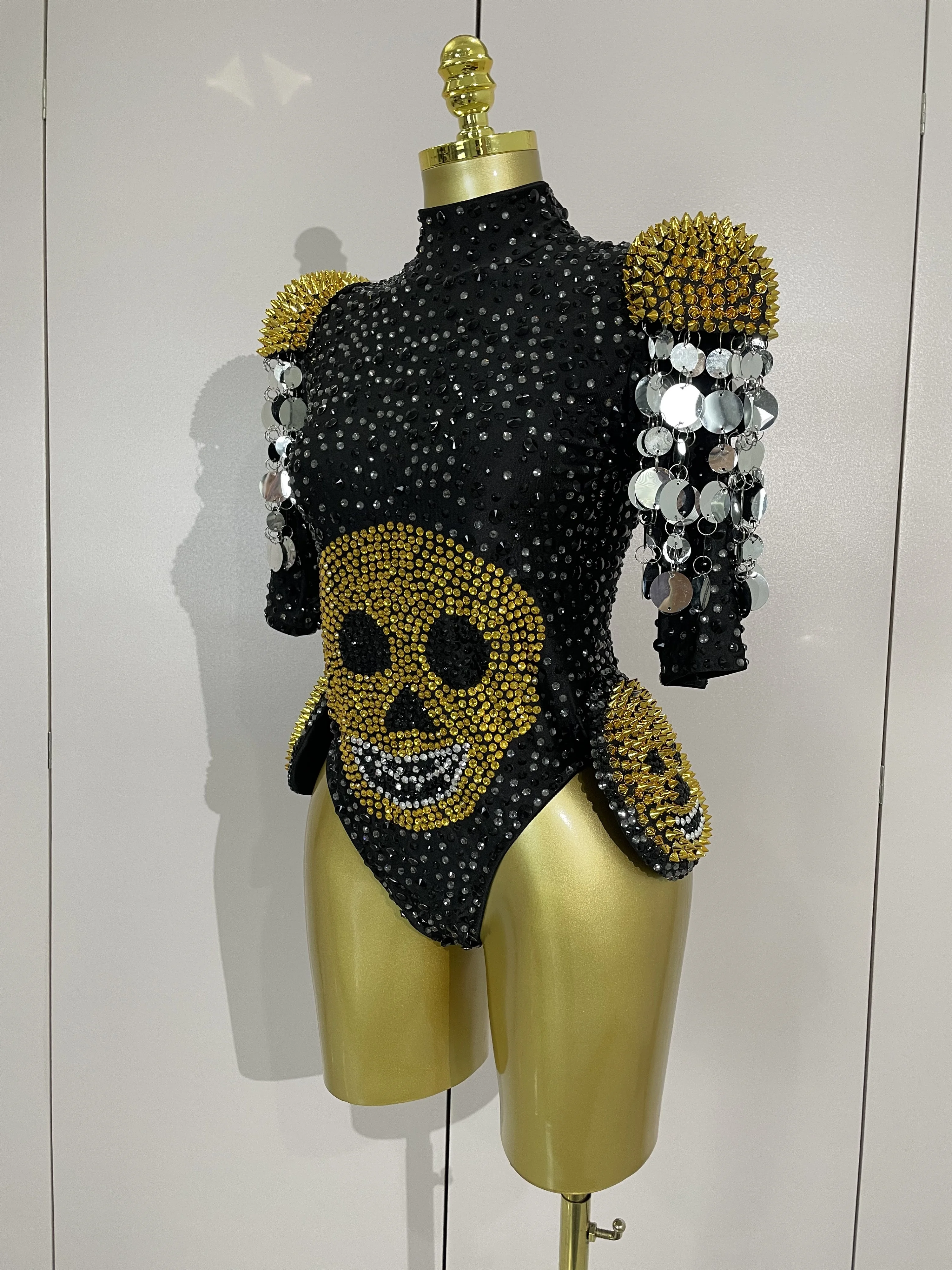 STOCK Sparkly Diamonds Sequin Skull Pattern High Fork Bodysuits Nightclub Bar Singer Party Halloween Festival Sexy Stage Costume