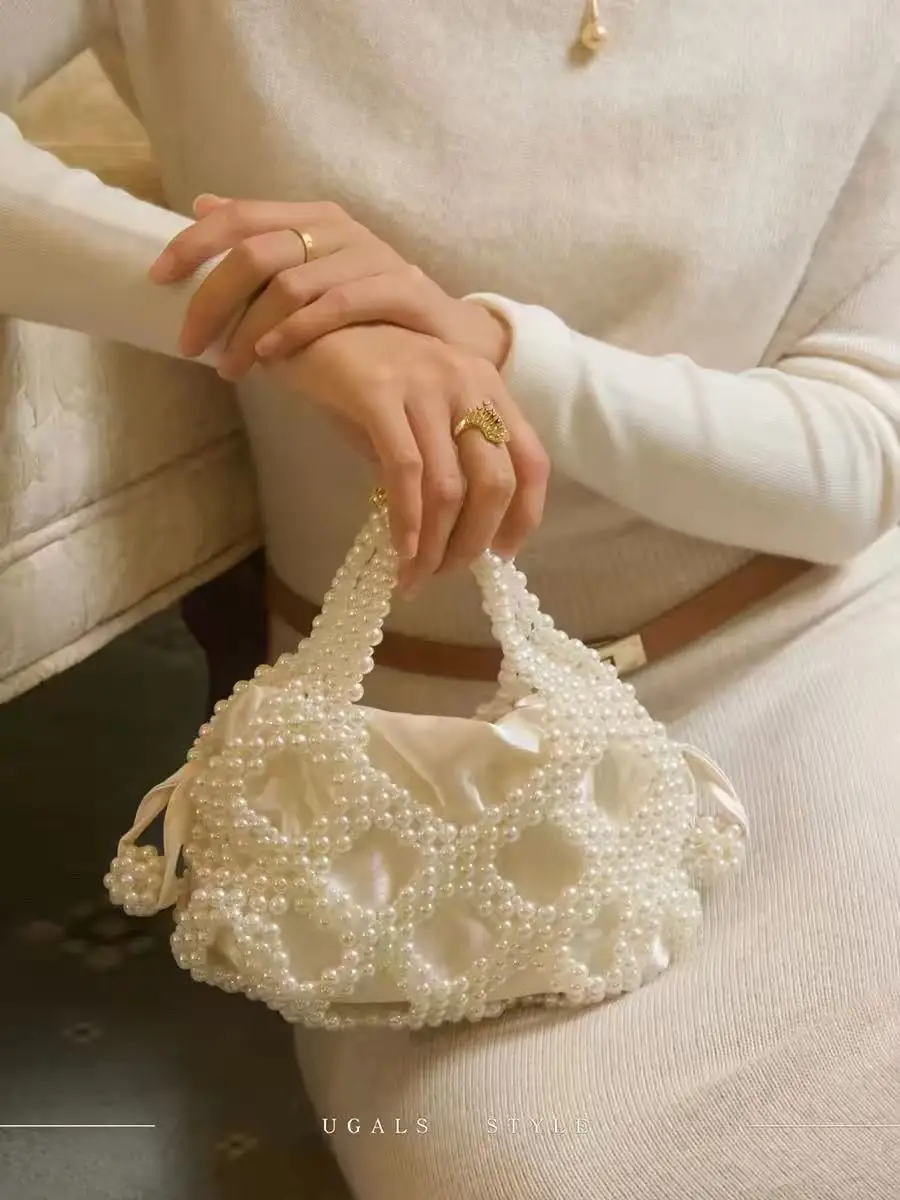 

Fashion Hollow Out Beads Beaded Hobo Bag Luxury Women Handbag Pearl Beading Handmade Clutch Purse Wedding Party Banquet Bag