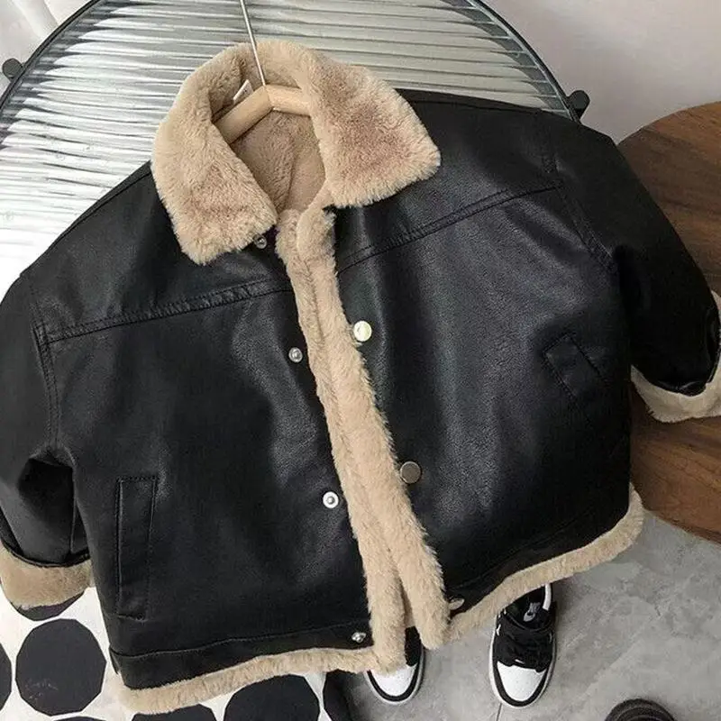 

Детская куртка из искусственной кожи, пальто, новинка 2023 года, осень-зима, плюшевая утолщенная повседневная куртка на молнии с лацканами для мальчиков 2-9 лет