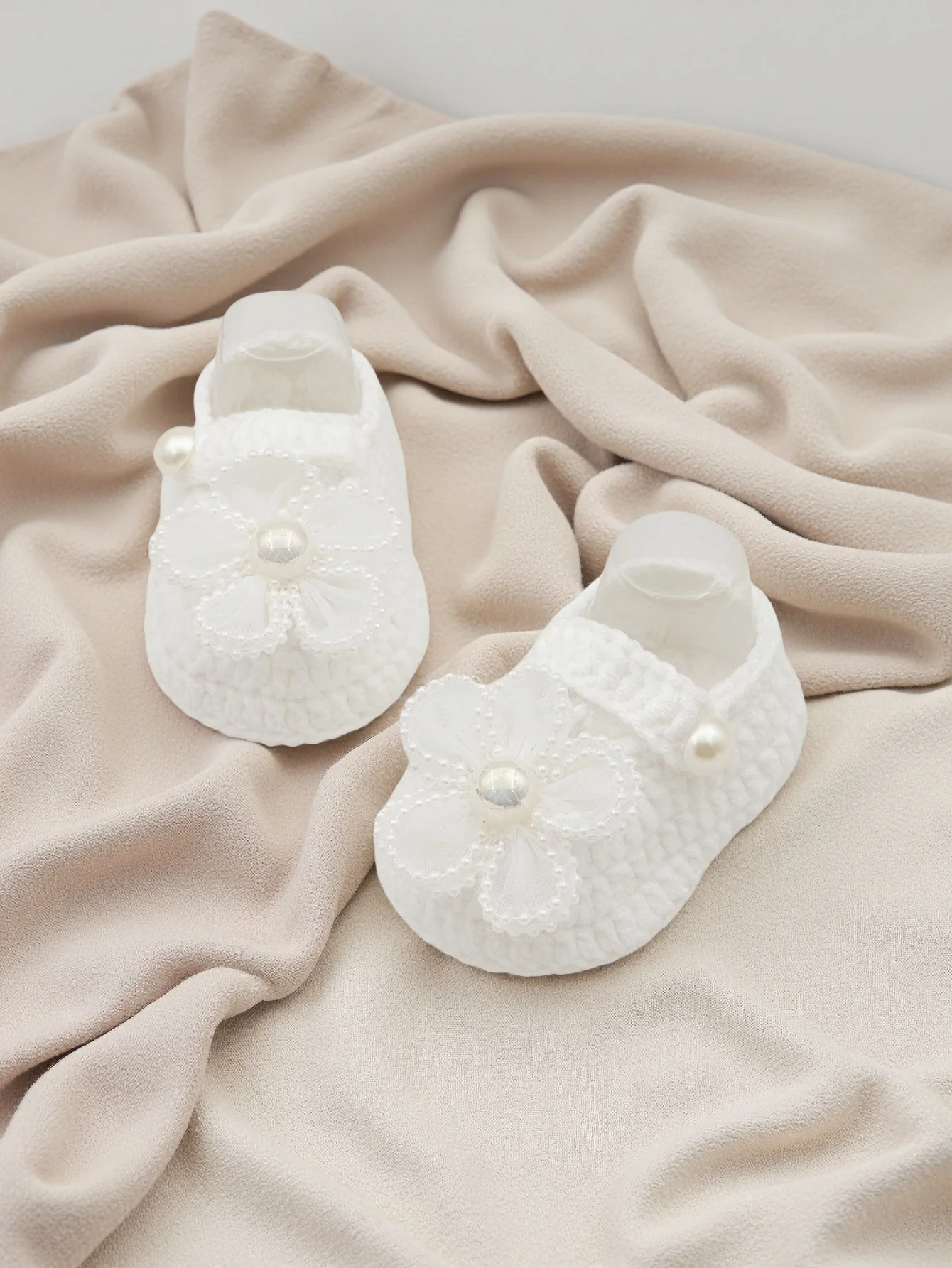 

1 pair Elegant Baby Christening Shoes, White Lace Booties with Pearl Flower, Soft Sole Infant Ballet Slippers