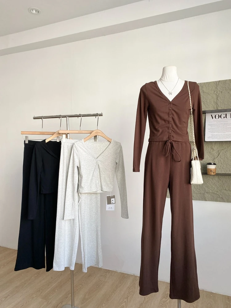 

Spring 2026 new solid color two-piece set women's simple versatile V-neck long sleeved T-shirt+high waisted casual pants
