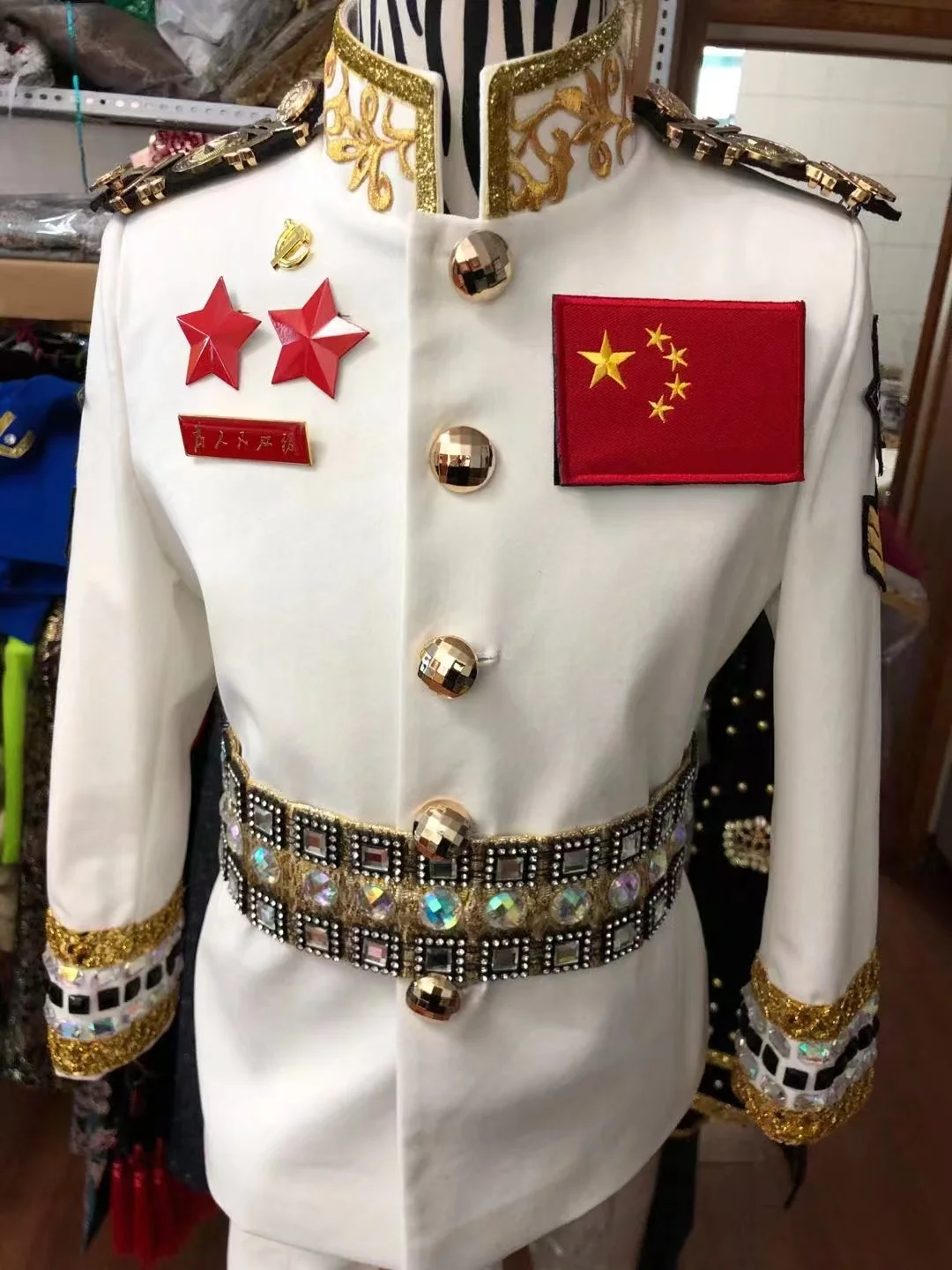 

Sparkly Diamond embroidery Shoulder Jacket Male Female Singer Host Stage Wear Party club Performance Coat