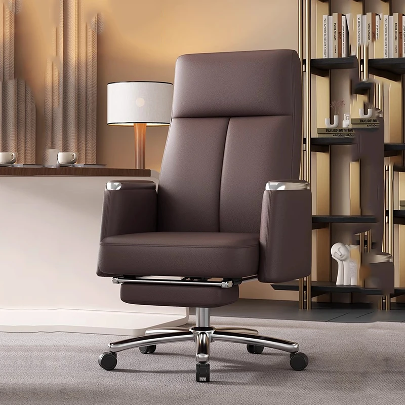 كرسي مكتب جلدي حديث فاخر بعجلات متنقلة كرسي مكتب تنفيذي للمؤتمرات مسند ظهر ومسند للقدمين أثاث عصري من Mobilya