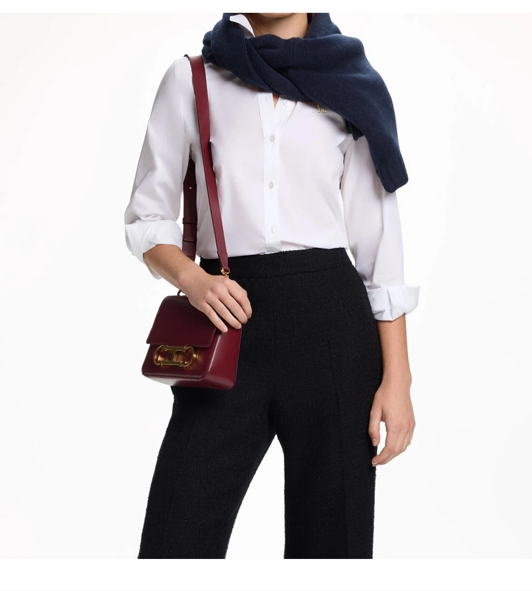 CH Damen Klassisches Hemd mit Knöpfen, erhältlich in zwei Farben, langärmlig, mit goldenem Markenlogo, geeignet für formelle Anlässe, Büro, Business und Freizeit. – Detail 5