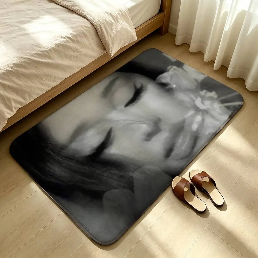 Hot Singer Ariana Grande Shower Room Absorbent Small Floor Mat Soft Comfortable Decorative Foot Mat
