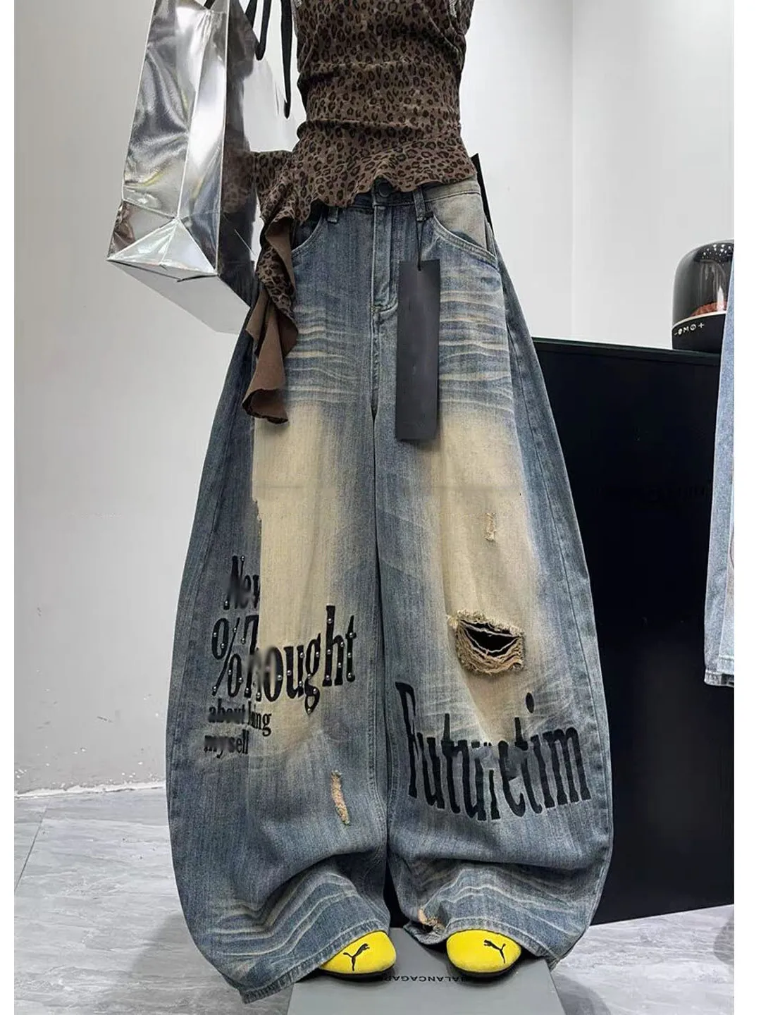 Retro American Letter Print Hole Denim Pants Women Summer Popular Loose Wide Leg Pants High Waist Blue Cotton Casual Style