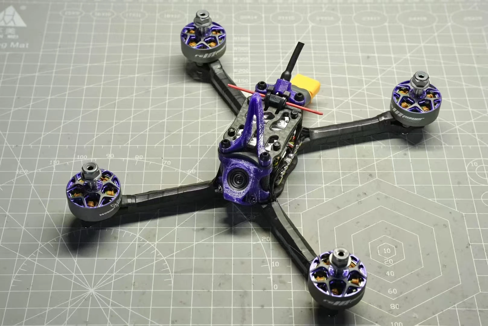 PlasmaFPV Hyperion 5 inch FPV Racing Frame Kit Wheelbase 188mm T800 Carbon Fiber Plate 7075-T4 CNC Ultra-light HDZero & O4 Lite