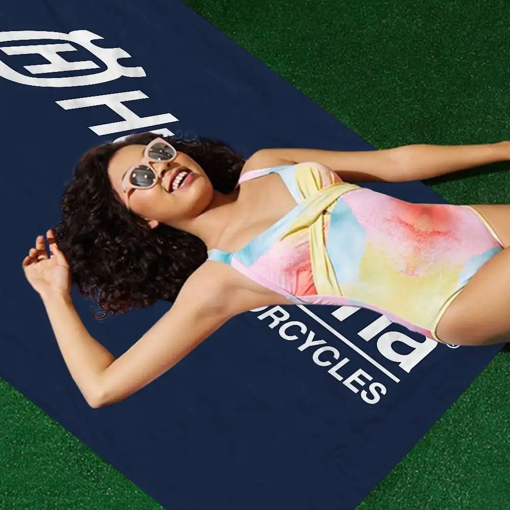 H-Husqvarnas Logo Microfiber Beach Towel Absorbent Quick dry Soft Yoga Swimming Resort Mountain Climbing Towel view 5