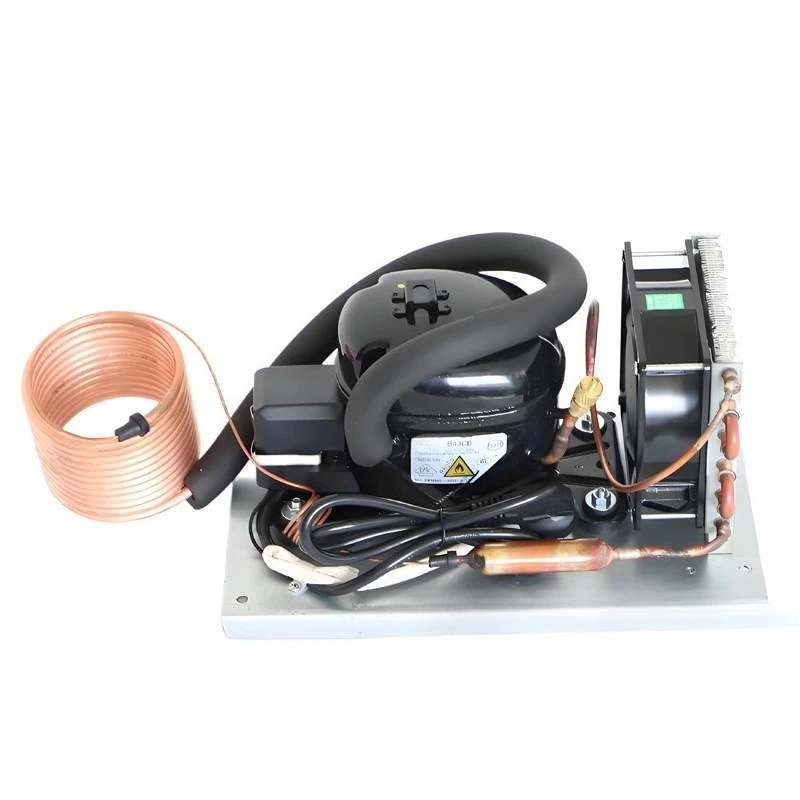Small Refrigeration Chiller  220V R600A, Circulating Water Cooling Machine with Environment Friendly Refrigerant