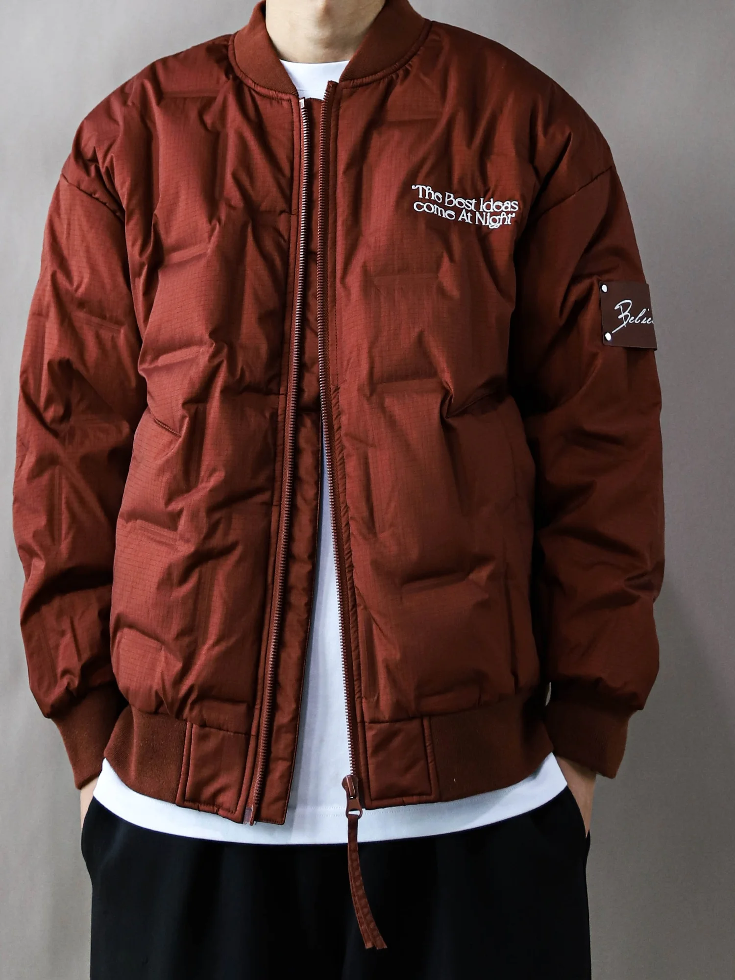 

Men's down Jacket Winter Thickened Warmth Baseball Style Oversize Coat Red Polyester Fiber Long Sleeve Zipper Closure Casual