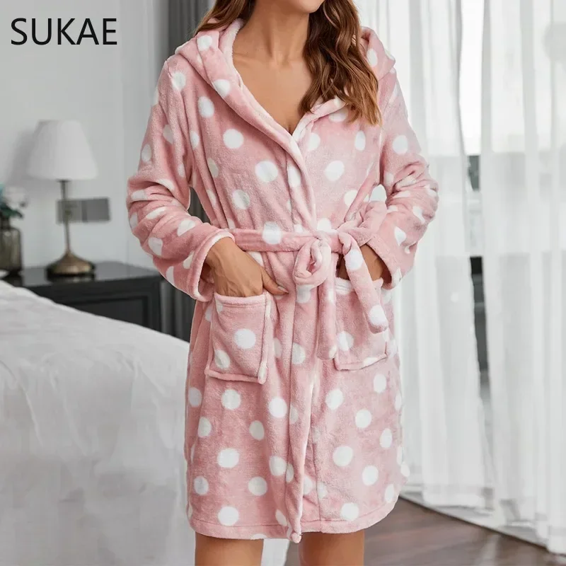 Thick Winter Womens Robes Pink Velvet Hoodies Bathrobes Long Sleeves Flannel Homewear Leisure Sleepwear Sexy Lingeries for Lady