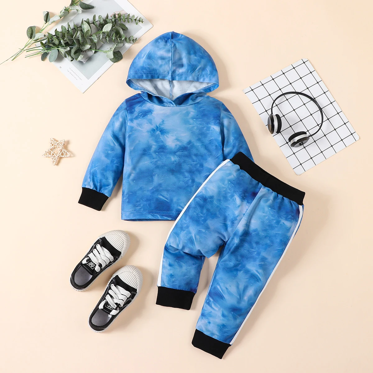 طقم بلوفر مكون من قطعتين للربيع والخريف للأطفال الأولاد كاجوال مصبوغ بغطاء للرأس وأكمام طويلة وسروال مصبوغ بربطة عنق #2