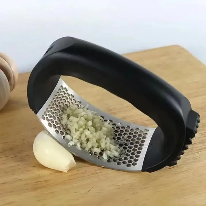 Simple And Convenient Garlic Press Rocker Stainless Steel Garlic Mincer Garlic Crusher Easy-Squeeze Tool