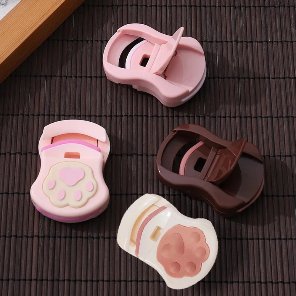 

1Pc Cute Sweet Pink & White Cat's Claw Eyelash Curler Professional Plastic Mini Curling Eyelash Curlers Makeup Tools