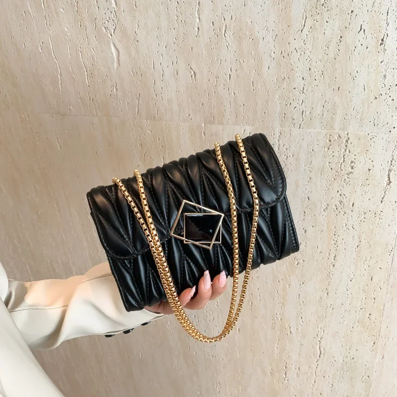 Temperament commuter fashion Korean version of versatile ins chain small bag women's  spring new messenger bag small square bag