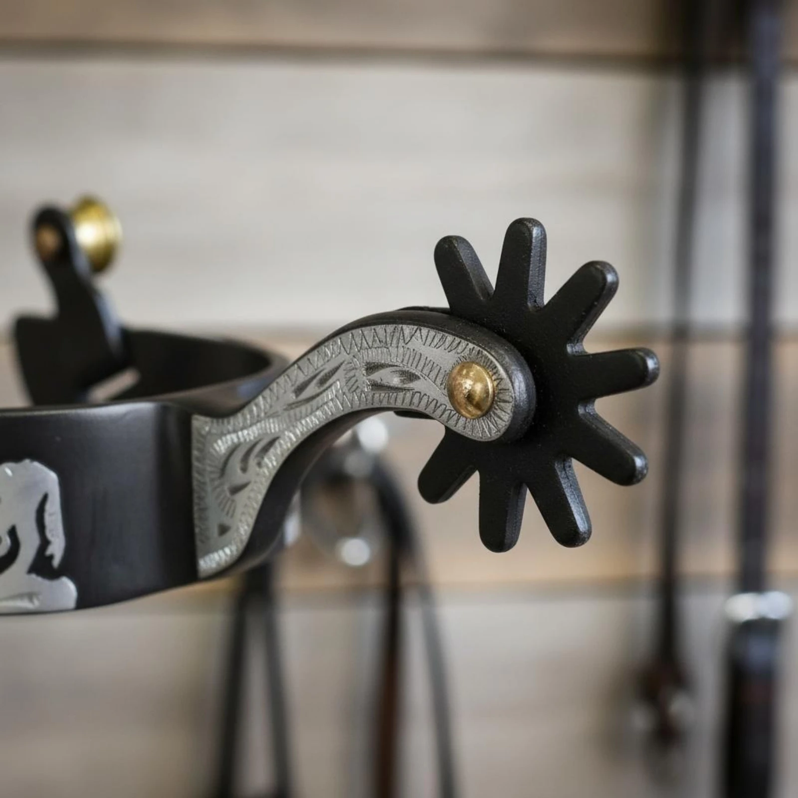 black-iron-spurs-german-silver-plates-western-cowboy-spurs-equestrian-gear-men's-design-horse-tack-easy-to-use
