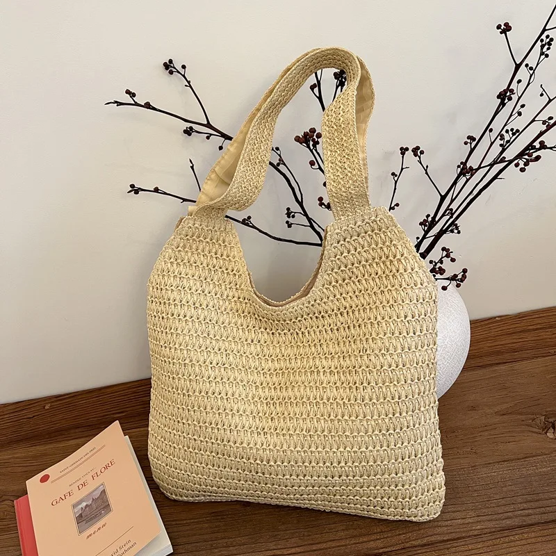 

Fashion Simple Ethnic Shoulder Bag for Women Large Capacity Beach Straw Tote Bag Fashion and Versatile for Daily Commuter Bag