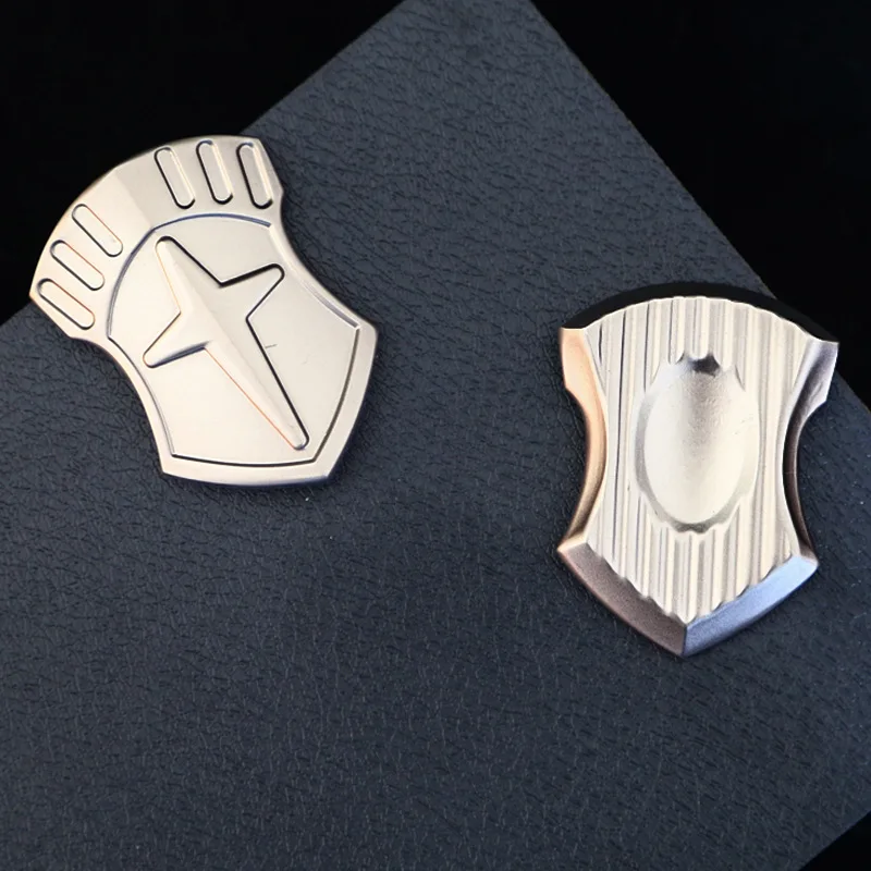 Escudo tarjeta de empuje magnética deslizador mecánico placa de empuje moneda háptica EDC Metal aliviar el estrés juguete descompresión Fidget