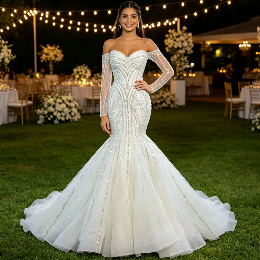 Luxurious Wedding Dress Sweetheart Long Sleeves Lace Up Back Sequined Customized Robes De Mariée