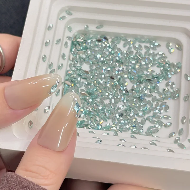50/20 Teile/paket Glas Kristall Nagel Strass Blau Tränen Flachen Boden Bohrer Prismatische Selbst-klebe Heißer Bohrer DIY Nagel schmuck Set