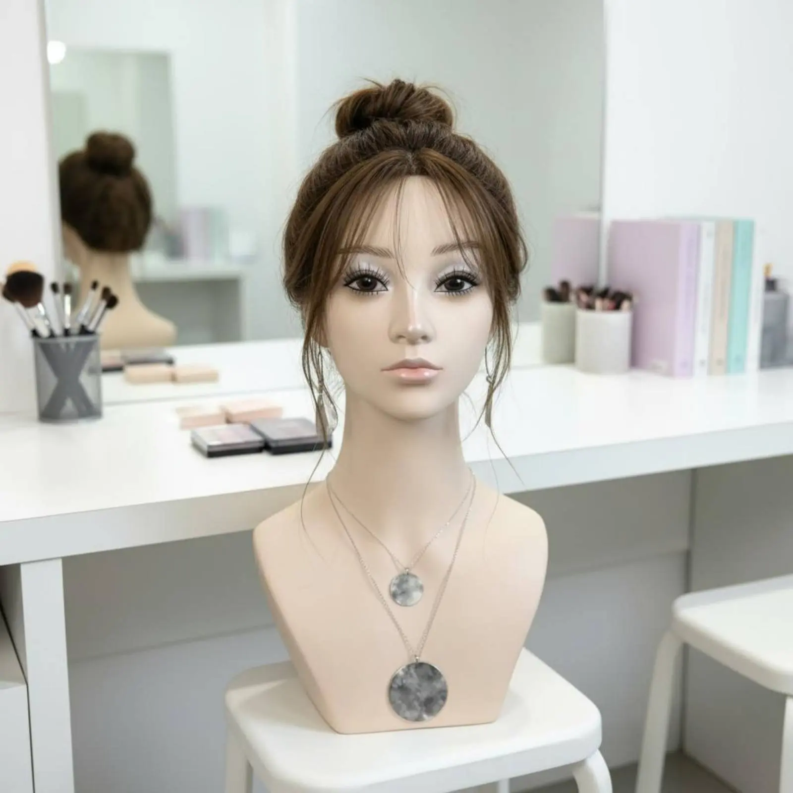 realistic-mannequin-head-lifelike-realistic-hairpiece-head-mannequin-bust-easy-to-arrange-salon-equipment-ear-holes