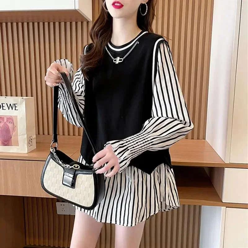 Women Round Neck Long Sleeve Fashion Pullovers Thin Style Striped Patchwork Tops Spring Autumn New Fake Two Pieces Sweatshirts