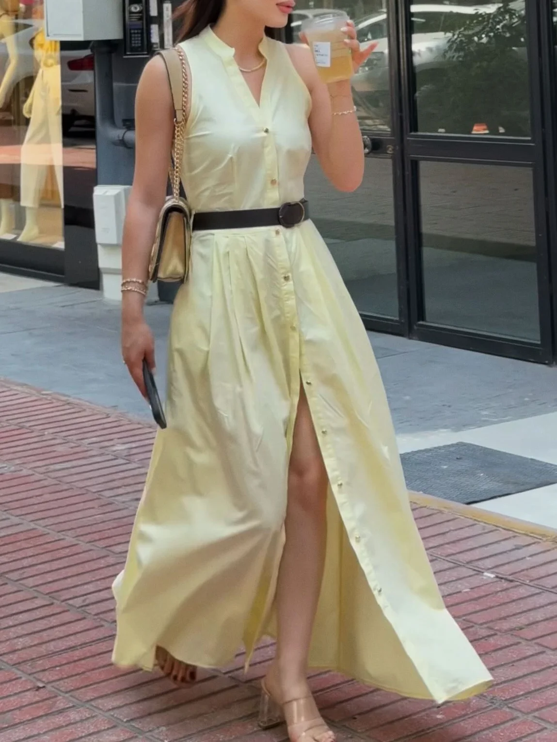 

Casual Fashion Women's Dress Solid Color Round Neck Sleeveless Single Breasted Drape Belt Dress New 2025 Commuter Pleated Dress