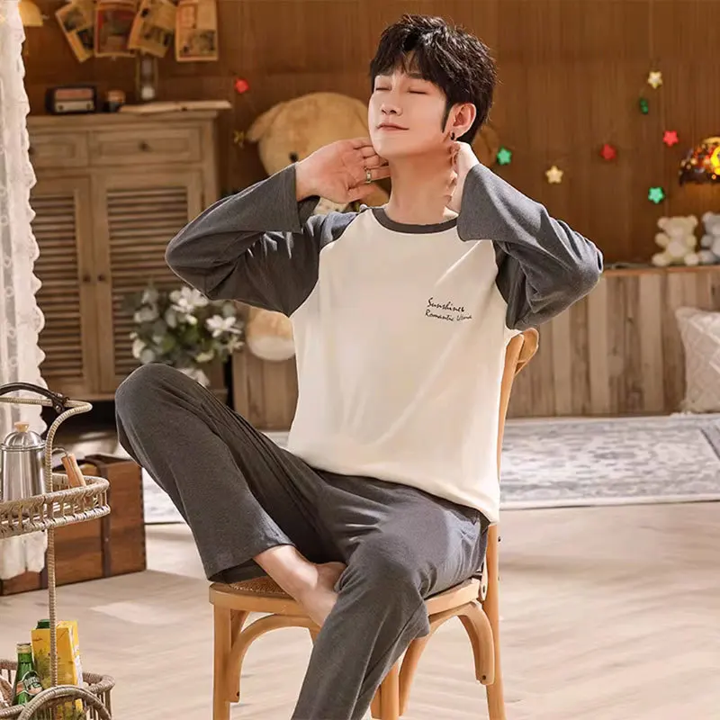 Sleepwear Men's Spring-Autumn Round-neck Long-sleeved Pants Casual Homewear Set in Simple Design and Large Size