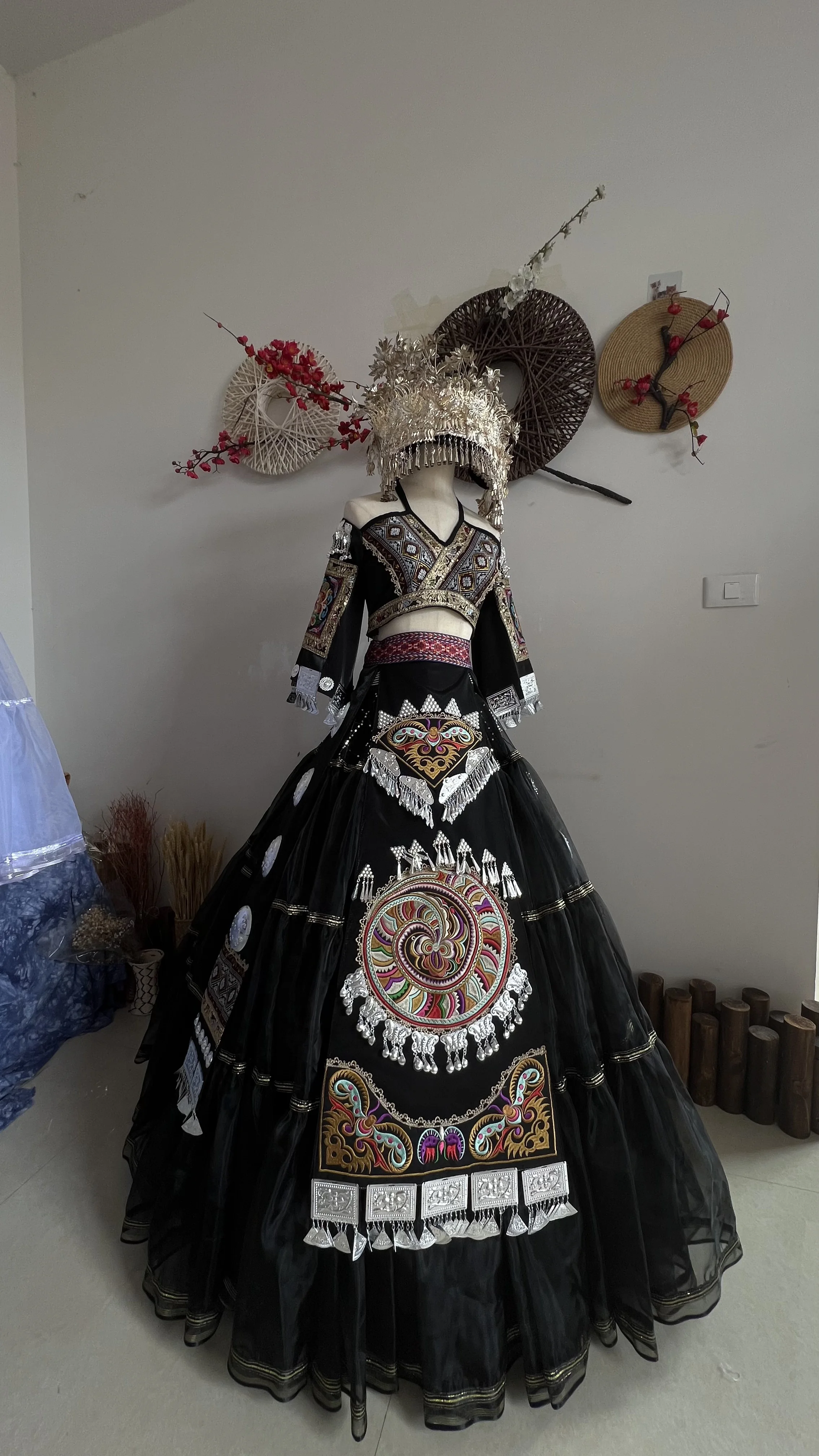 

Miao Costume New Ethnic Suit Performance Dress Performing Costumes