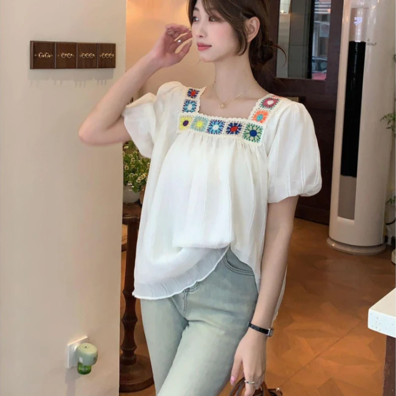 

Blouses Women Sweet Summer Short-sleeve Embroidery Square Collar Design Pleated Chiffon Casual Tops Tender Comfortable Fashion