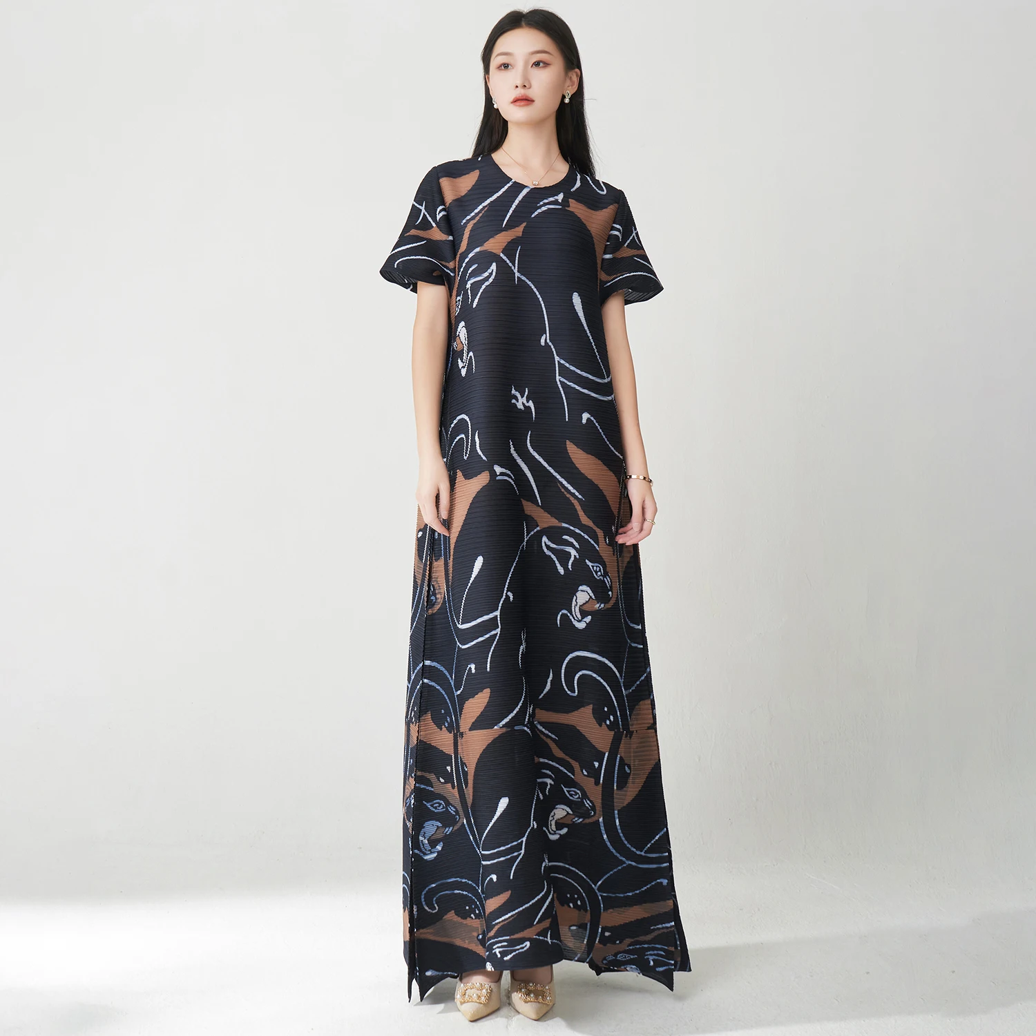 فستان مياكي مُعاد تحديده من Elegance فستان صيفي فضفاض مقاس كبير فستان نسائي مطبوع على الموضة من المصنع