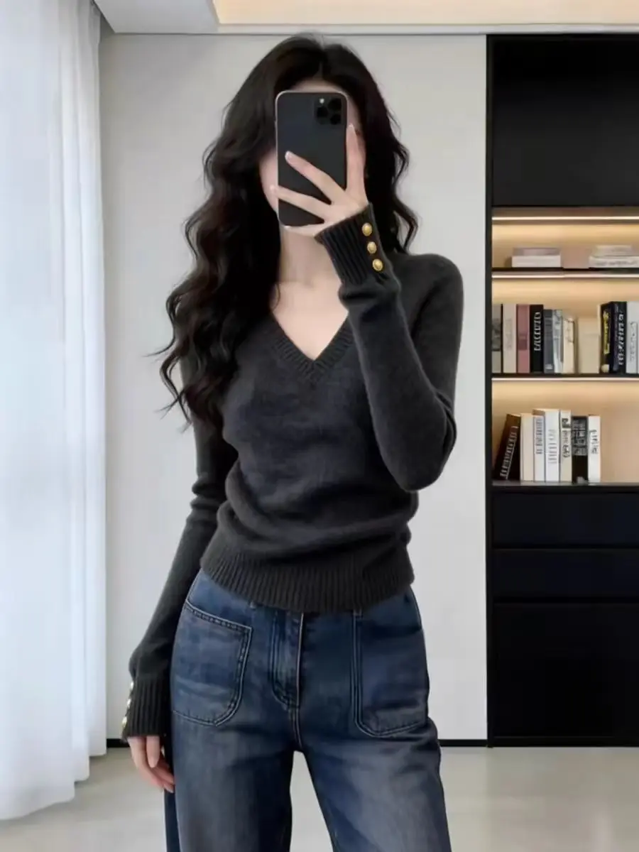 

ay V-Ne Knitted Sweater Women's Autumn Winter Slim Fit Long Sve Inner Wear Base irt Korean Sle Soft Warm Faionable