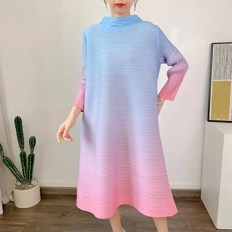 KAF Pleated Women Casual Dress 2025 Spring Fall New Round Neck Long Sleeve Gradient Color Design Loose Large Size Dresses