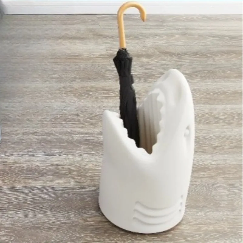 

Ведро для зонта в виде акулы, современная подставка для зонтов, декоративная роскошная входная подставка для хранения зонтов, пластиковый напольный держатель для зонтов