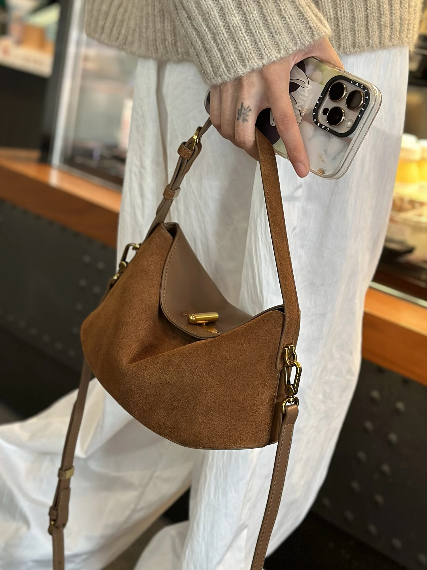 

Модная зимняя сумка для пельменей, пушистая воловья кожа, замша, матовая, Fini, маленькая сумка с наклонным крестом на одно плечо