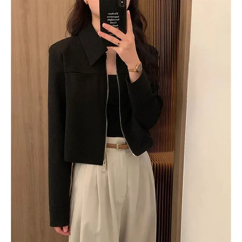 2024 New Short Coat Women\'s Spring  Autumn Slim And Simple Elegance Versatile Design Sense Shoulder Padded Cardigan Short Top