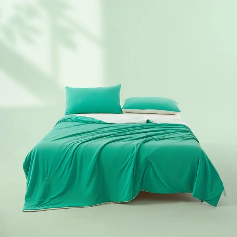 2025 فئة جديدة آيس كريم حريري رائع للصيف لحاف رائع للصيف بلون سادة لحاف مكيف هواء قابل للغسل من الحرير الجليدي لحاف رقيق #5