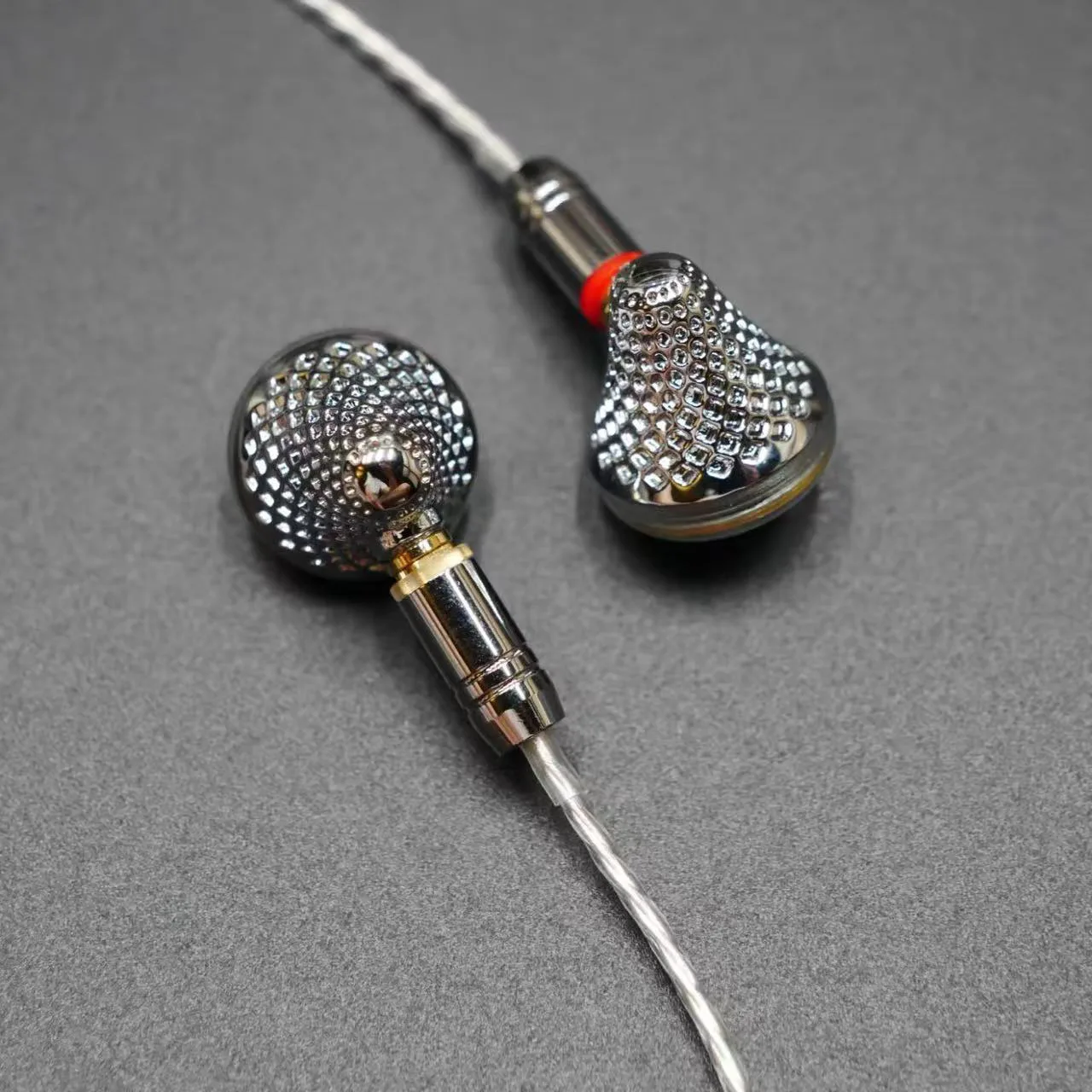 DIY DIY HiFi Flat Head Earbuds MMCX Detachable Cable Metal Titanium Diaphragm Dynamic Driver 3.5mm 4.4mm Balanced Wired Earphones - Aliexpress Deal