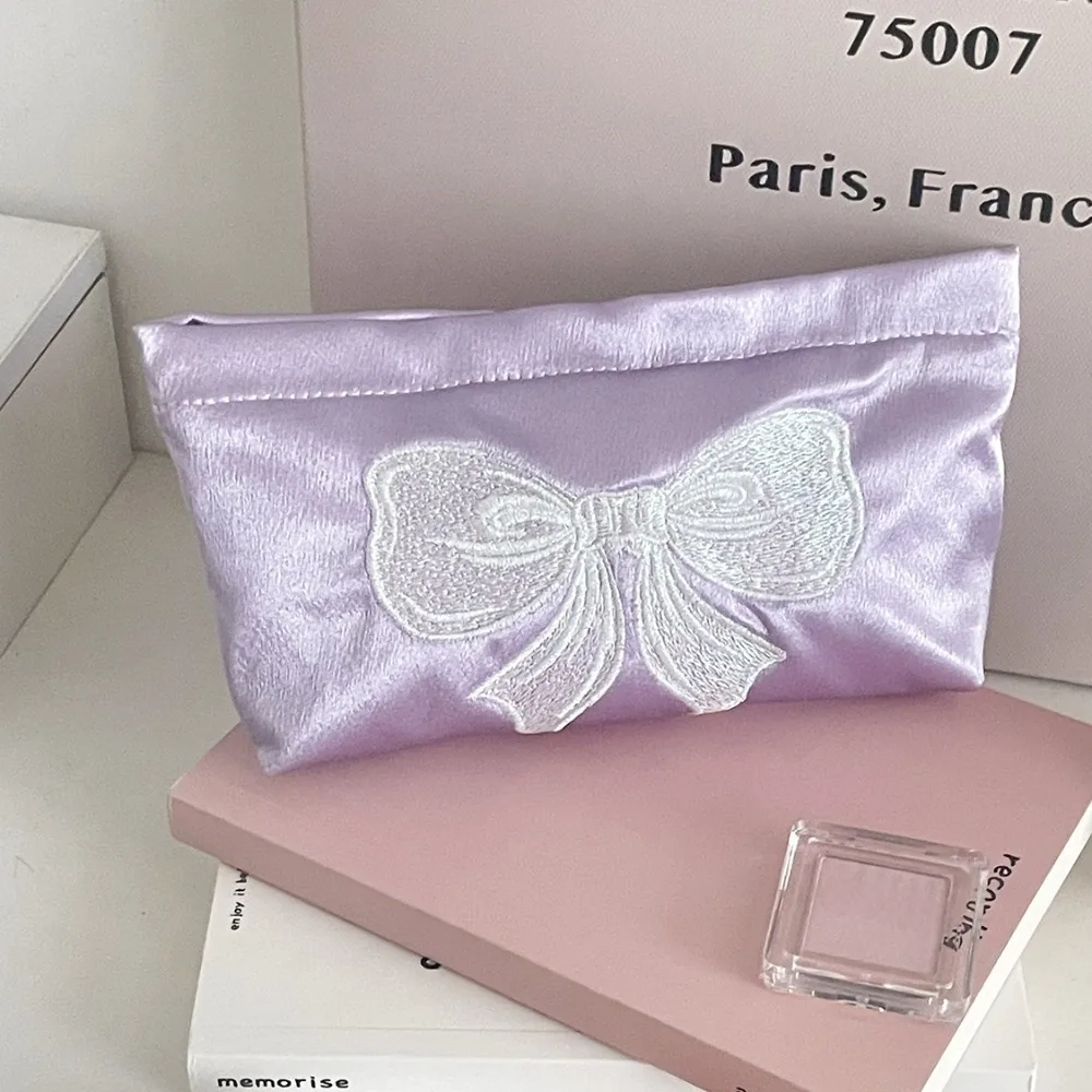 

Portable Pearl Color Silks Cosmetic Container Lightweight Handle Embroider Bowknot Travel Toiletry Bag Sanitary Napkin Bag