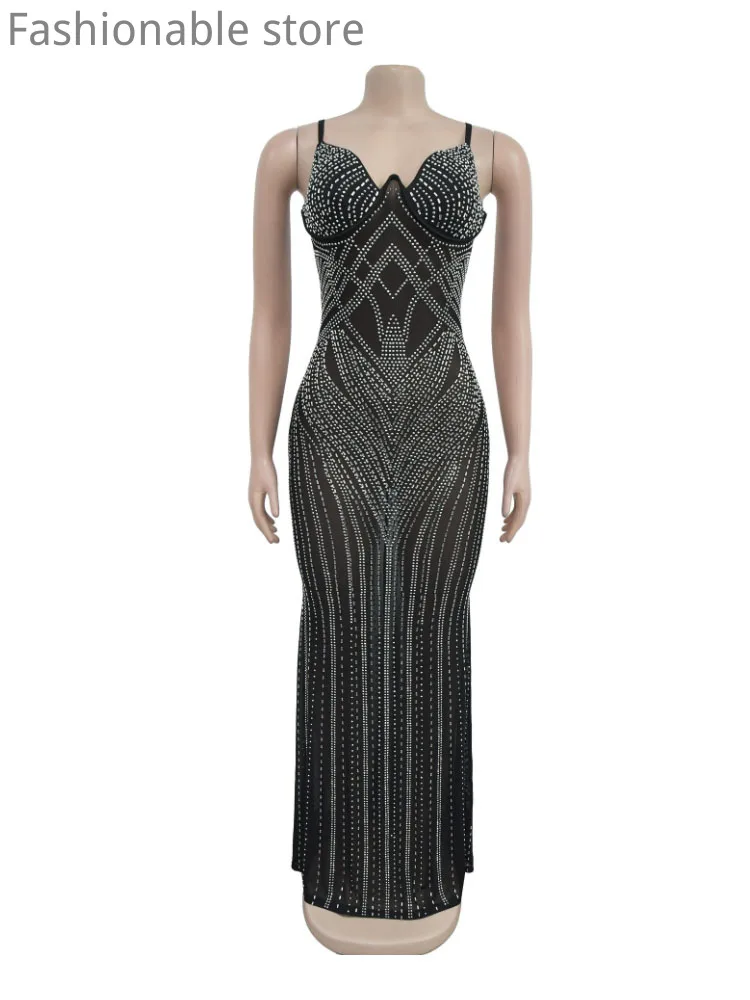 Robe de soirée Sexy pour femmes, couleur unie, bretelles Spaghetti, décor en strass, dos nu, maille transparente, sans manches, slim, longueur au sol