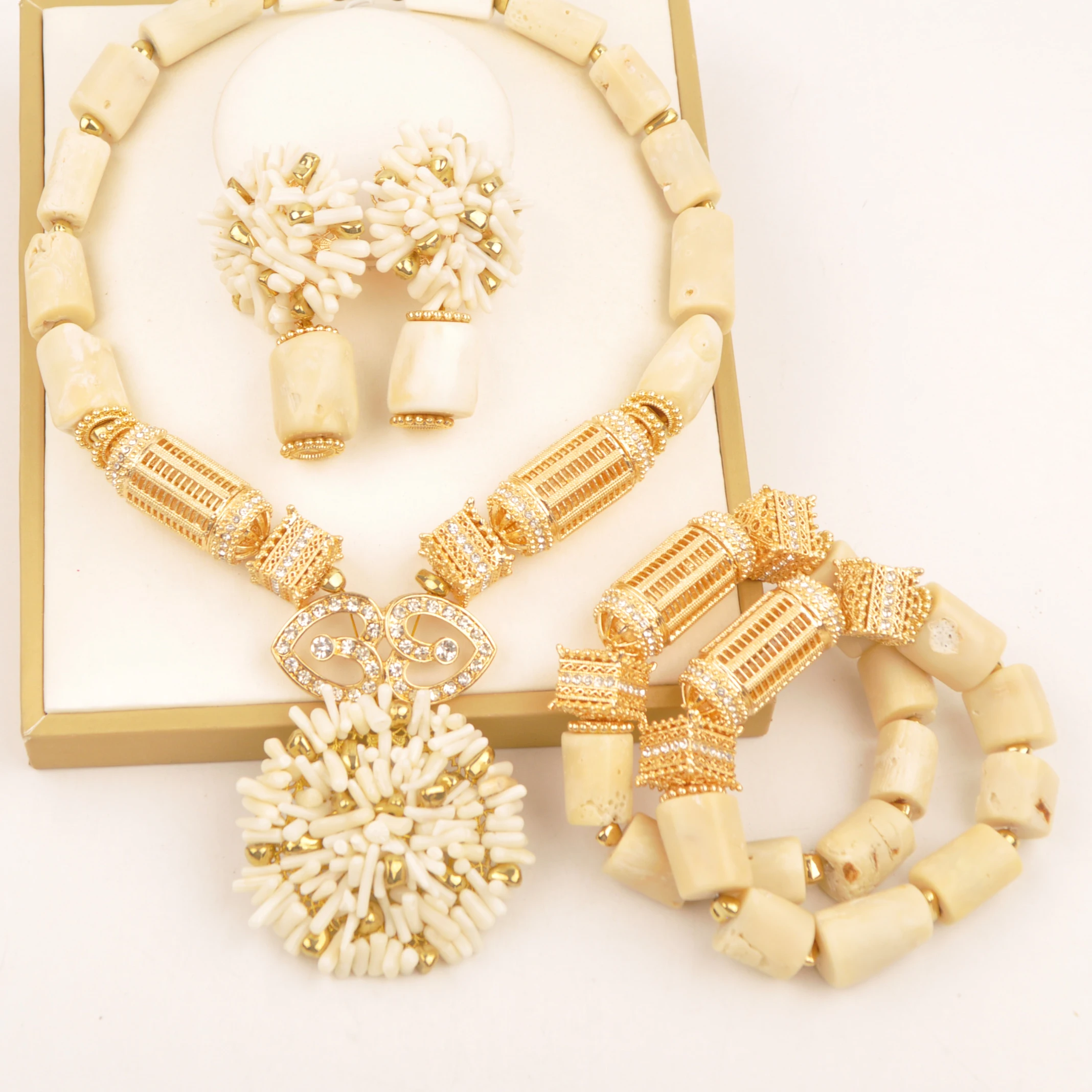 

New Arrived White Coral Necklace African Beads Jewelry Set