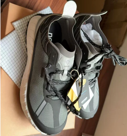 

2025 New Summer Bestseller Casual Anti-Slip Running Shoes Marathon Training Shoes Track Running Shoes Very good