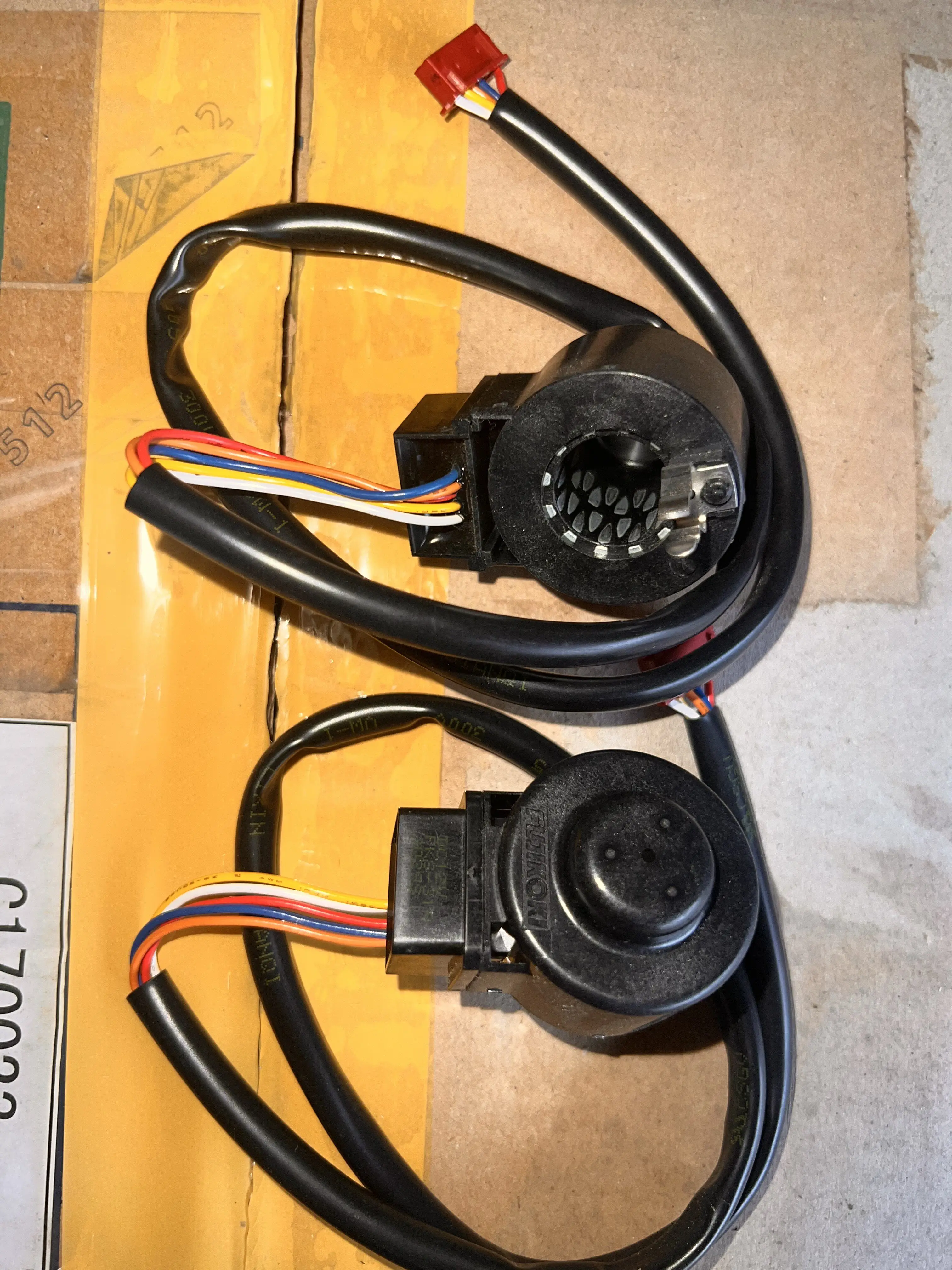 Suitable for Haier Fuji male air conditioner expansion valve coil, five wires with an inner hole diameter of 1.72 cm