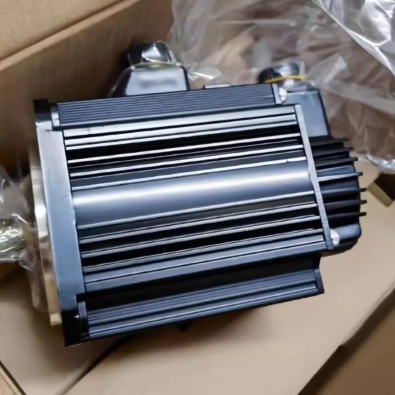 

Совершенно новый оригинальный серводвигатель Yas Ka Wa SGMMG-09ADC61/13ADC61/20ADC61/09ADC6C/13ADC6