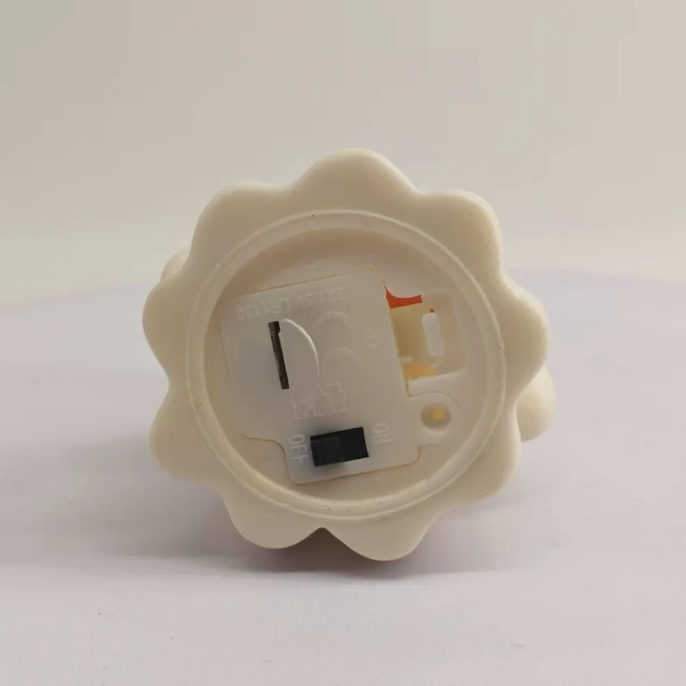 LED Glowing Ghost Nightlight Button Cell Battery Operated Warm Light Spooky Tabletop Lamp Cute Aesthetic Smooth Surface