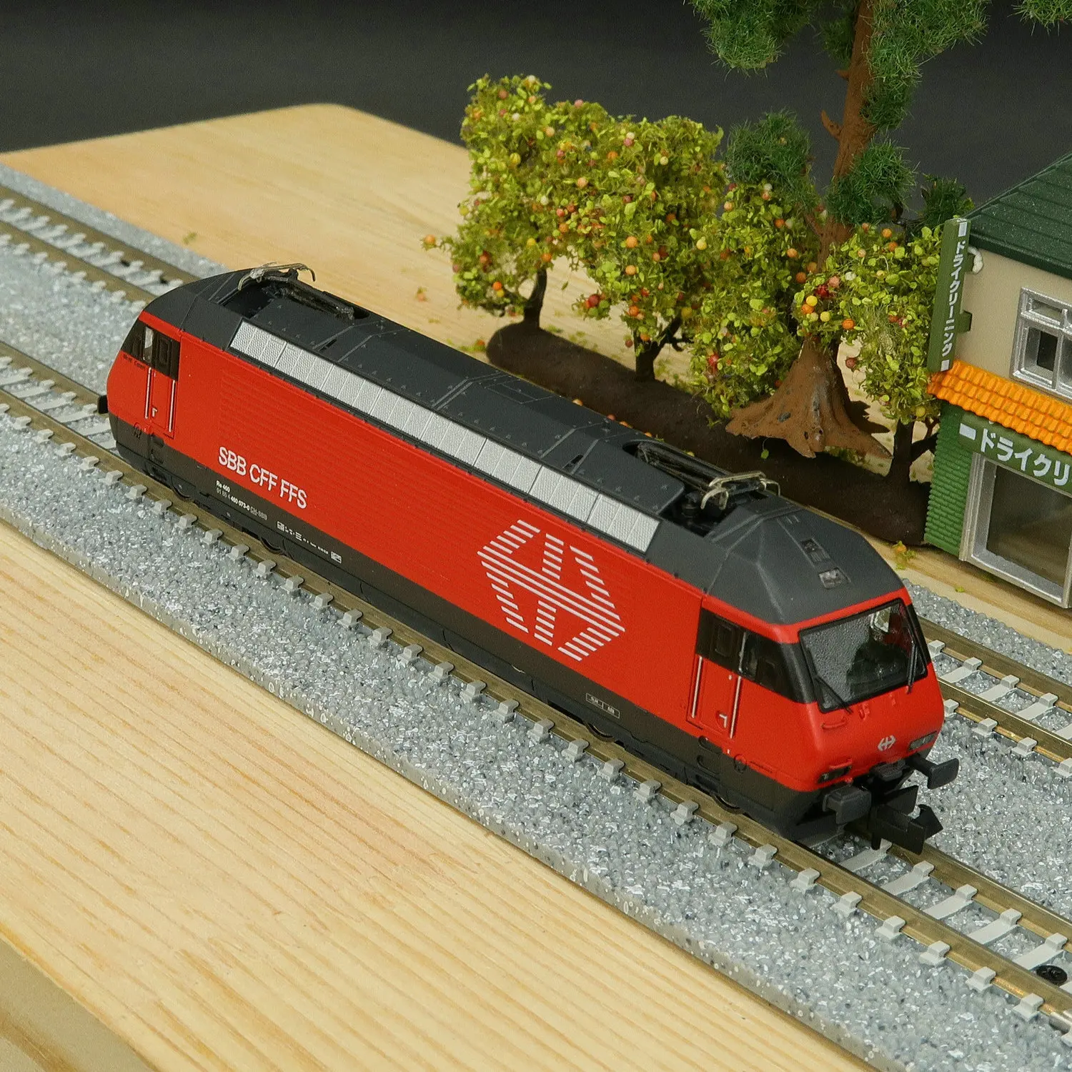 N Type 1/160 Train Model FLEISCHMANN 7570012 SBB RE460 Red Electric Locomotive Digital Sound Effect Rail Car Toy