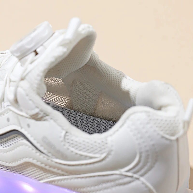 أحذية رياضية شتوية مقاومة للاهتراء للأطفال لعام 2025: أحذية رياضية غير مرئية ذات 4 عجلات قابلة للسحب تلقائيًا - أحذية رياضية بعجلات للأولاد والبنات